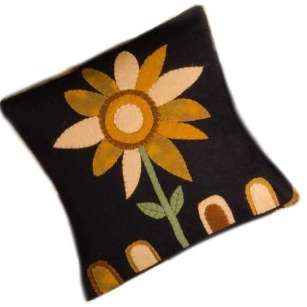 http://allysonsplace.com/cdn/shop/products/Sunflowerpillow_grande.jpg?v=1611328324