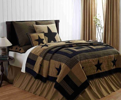 Delaware Combos, log cabin design trimmed with 5-point black stars on a tan border. Primitive Country Farmhouse Bedding.