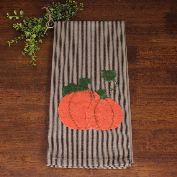 Pumpkin Patchwork Towels, set of 2 farmhouse fall kitchen accents