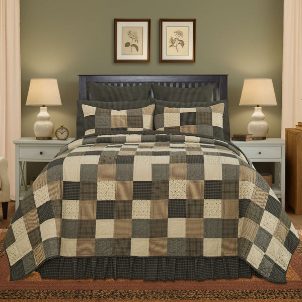 Kettle Grove Queen Quilt 94Wx94L