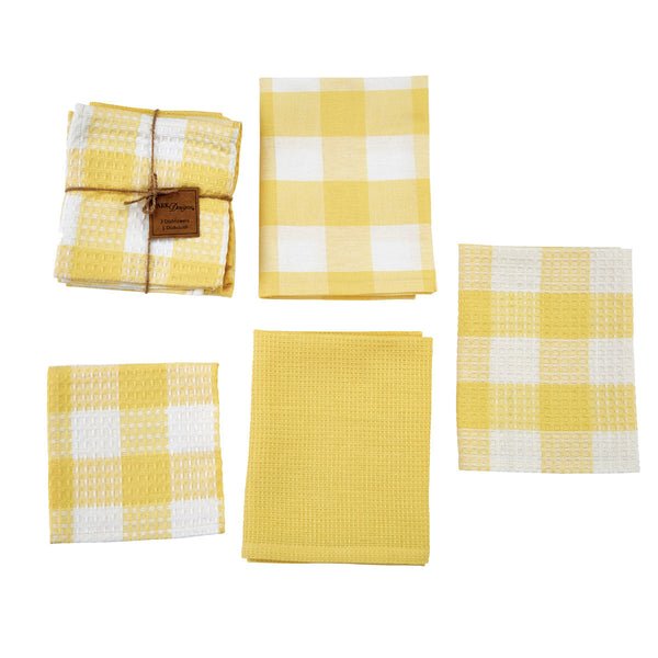 Beautiful lemon yellow and candlelight white shades are found in the Wicklow Check Yellow Dishtowel Set! Pair this set with others from the collection for a bright punch of color! Colors: Lemon Yellow & Candlelight White
