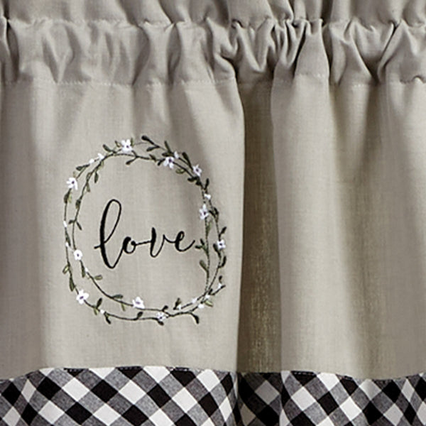 Bouquet Of Grace Patch Valance