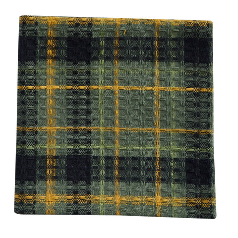 Complete your farmhouse kitchen with the Willow Lane Plaid Dishcloth Set of 4. Absorbent cotton in rustic green, gold, and black plaid for style and function.
