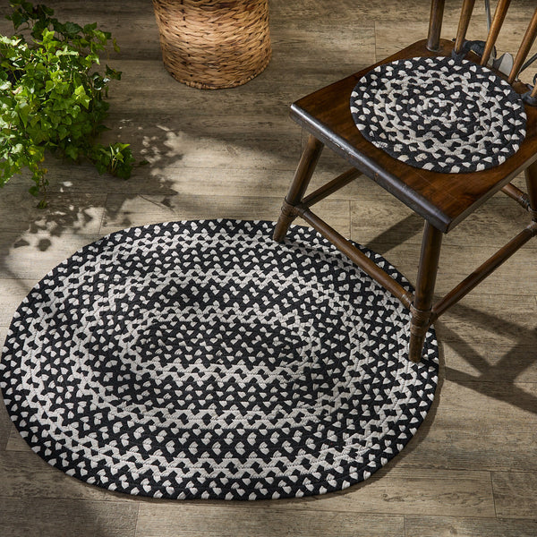 Blacksburg Braided Oval Rug 32" X 42"  Colors:  Black and Ivory/White