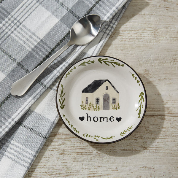 This Together Spoon Rest by Park Designs will help keep your stove and countertop clean, in a stunning way! Made of stoneware, the beautiful colors of cream, black, browns, and greens create a calm, serene picture of home and togetherness! Absolutely beautiful!