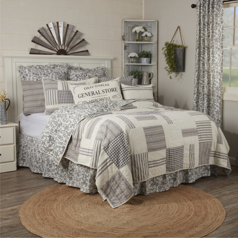 Gray Gables Queen Quilt 90Lx90W
