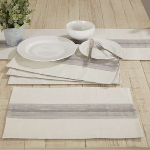 Gray Gables Placemat Set of 4 18Lx12W