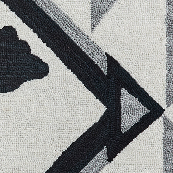 Tribal Hooked Rug 4X6