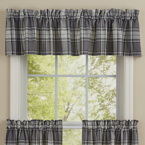 Soft grays, white, and black combine to create a beautiful country plaid in the Gray Area Valance! A charming way to add style to your window!