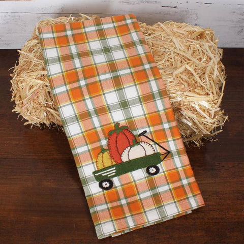 Wagon of Pumpkins Towels, set of 2, plaid background with pumpkin wagon applique