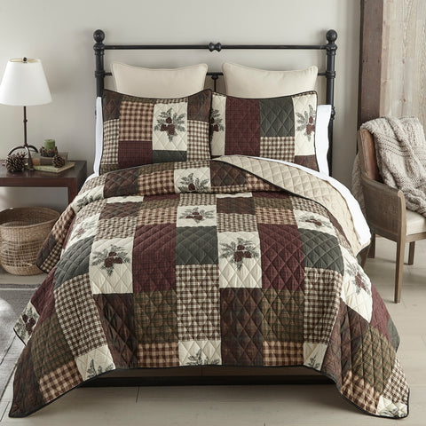 Pine Panels Quilt Set – Pinecone Patchwork Lodge Bedding