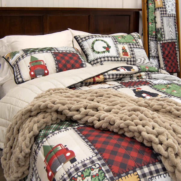 Winter Cottage Quilt Collection
