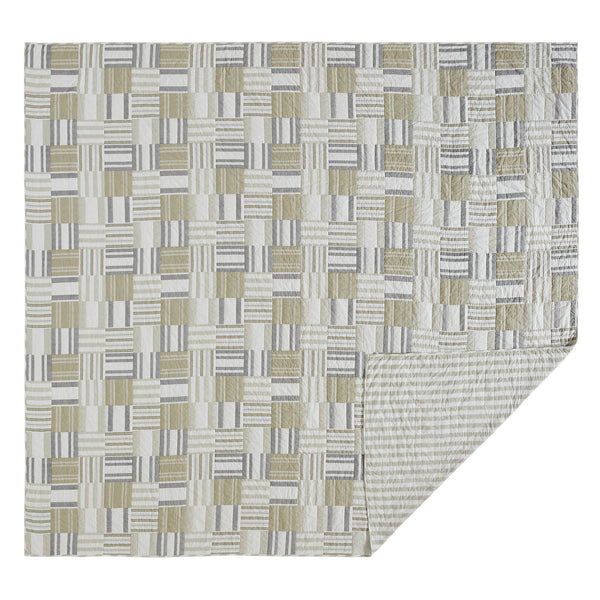 Finders Keepers California/Luxury King Quilt 124Wx115L