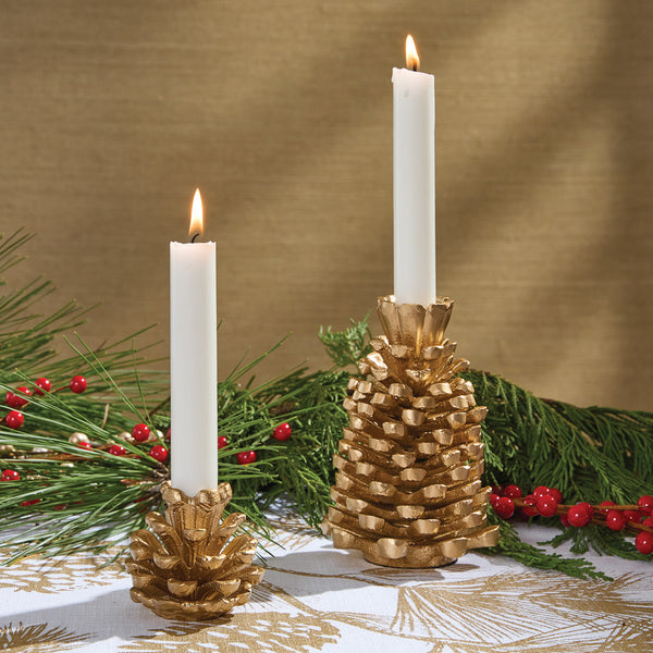 An authentic looking Pinecone Taper Holder 5" in gold metal is perfect for a country holiday style. Pair it with our other Pinecone Taper Holder 2.5" in to complete your festive holiday table.