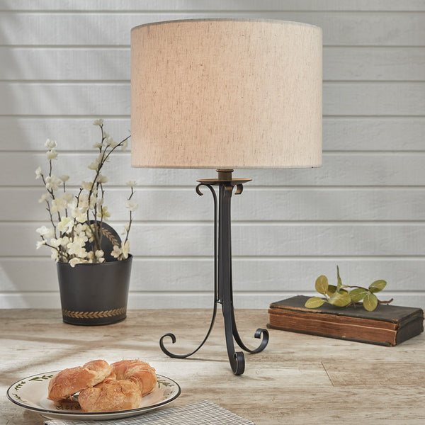 Add a charming touch to any room with the Iron Scroll Lamp ! Featuring an elegant iron scroll design, this lamp is a great addition to your country decor!