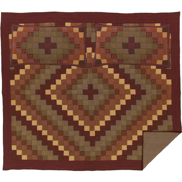 Heritage Farms California King Quilt Set; 1-Quilt 130Wx115L w/2 Shams 21x37 5pc Bundle (Quilt-Shams, Pillow Cases)