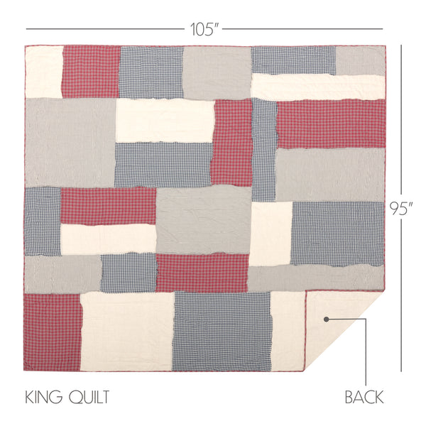 Hatteras Patch King Quilt 105Wx95L 3pc Bundle (Quilt, Pillow Cases)