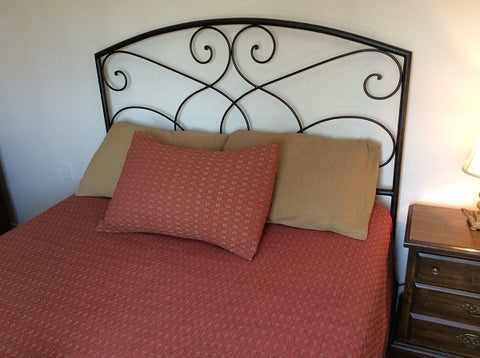 PACKSVILLE ROSE CRANBERRY/TAN KING BED COVER COMBO WITH 2 MATCHING SHAMS