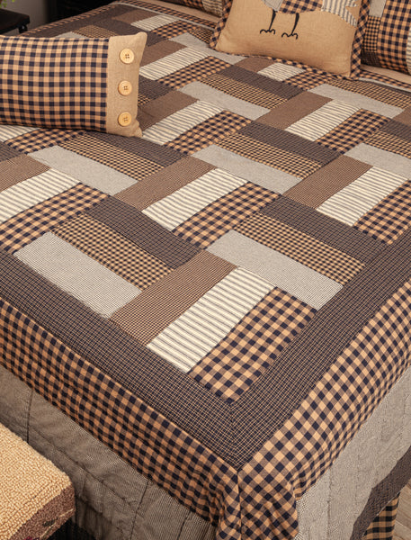 Jamesport Queen Quilt 90Wx90L with standard shams combo