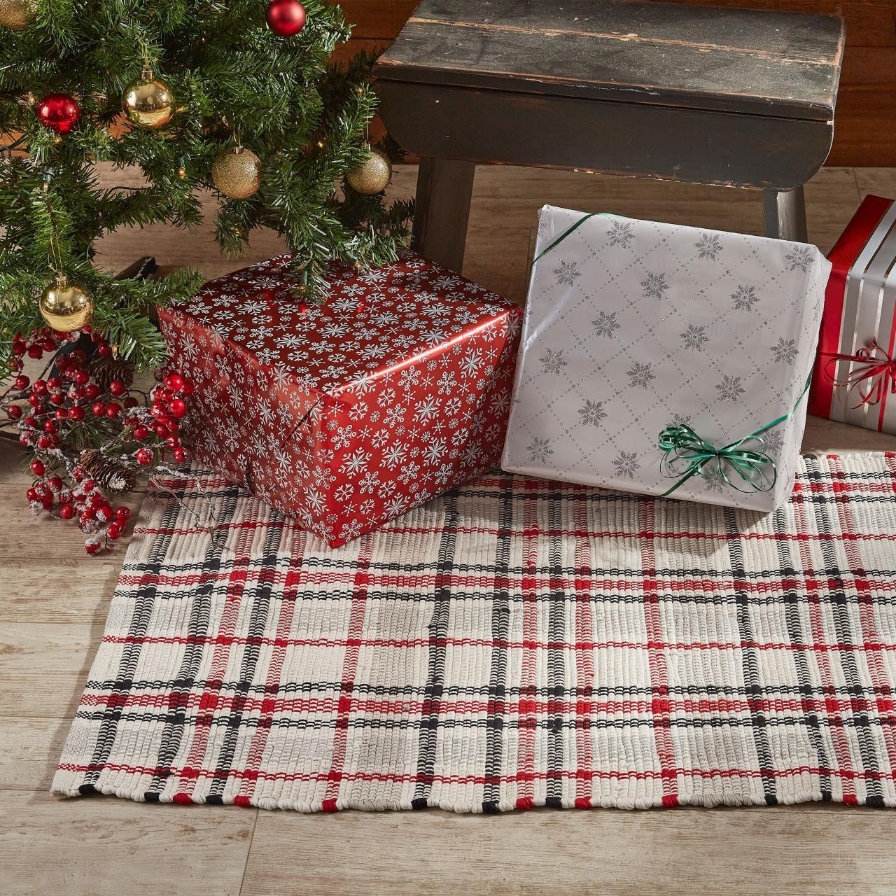 Farmhouse Festive Rug 2' W x 3' L - Allysons Place