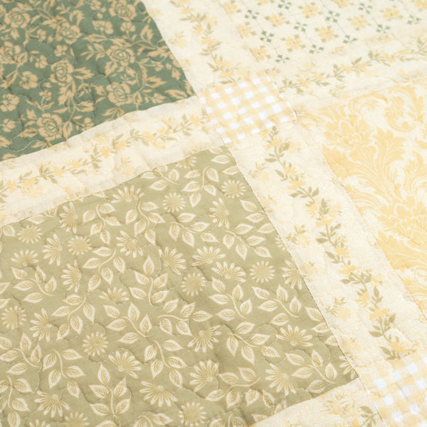Meadow Twin Quilt Set