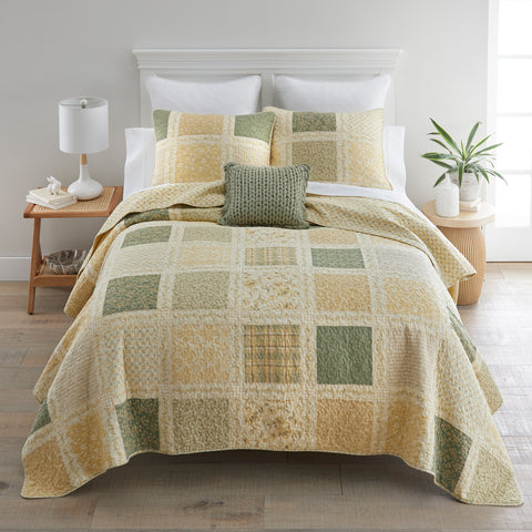 Meadow Twin Quilt Set