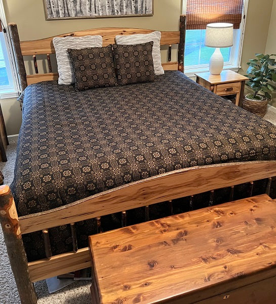 GETTYSBURG BLACK/MUSTARD TWIN BED COVER measures approximately 78" X 96". Visit website for free shipping offer. Primitive Country Home Decor.