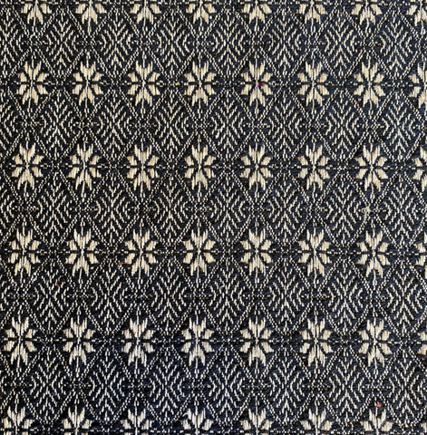 Packsville Rose Throw - Black/Linen 52"X74"