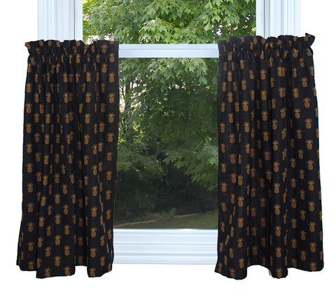 Pineapple Town Black Tiers