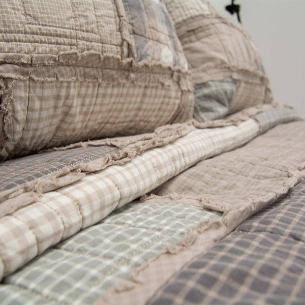Smoky Cobblestone Pieced King Quilted Combo with 2 Standard Shams