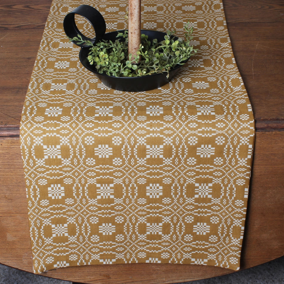 Lover's Knot Mustard Table Runner - Allyson's Place | Primitive