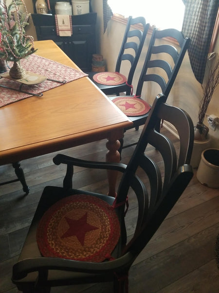 Cinnamon Star Braided Chair Pad 15 in. set/4
