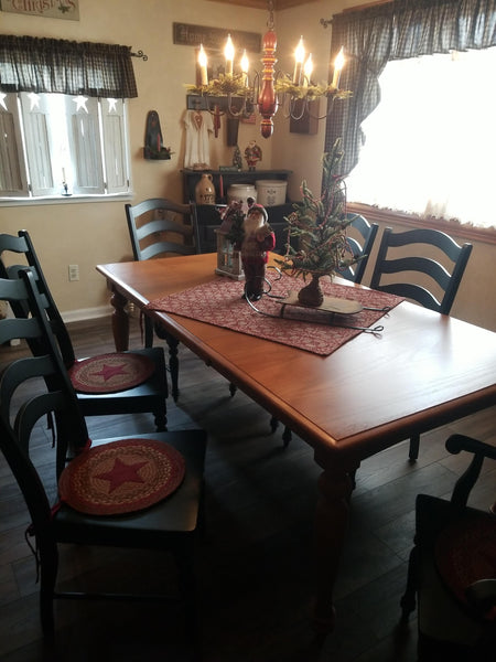 Cinnamon Star Braided Chair Pad 15 in. set/4