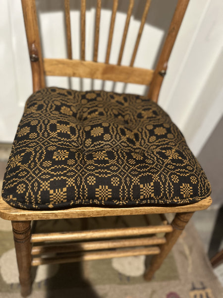 Lover's Knot Chair Pad  -  EXCLUSIVE TO ALLYSON'S PLACE