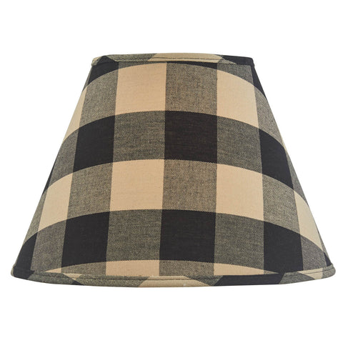 The simple color palette of the Black Wicklow Check Lampshades by Park Designs will provide a subtle elegance to your country decor! This popular collection offers coordinating items as well (all sold separately), to complete your look! Simply beautiful!  Colors: Black & Farmhouse Tan