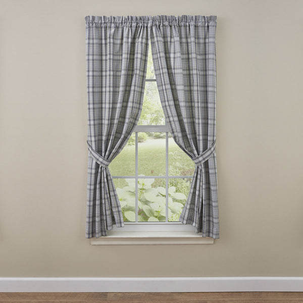 Create a warm and inviting look to your room with the Hartwick Panels.  The colors of gunmetal, dove gray, tan and candlelight white make for stylish farmhouse charm! Colors: Gunmetal, Dove Gray, Tan & White