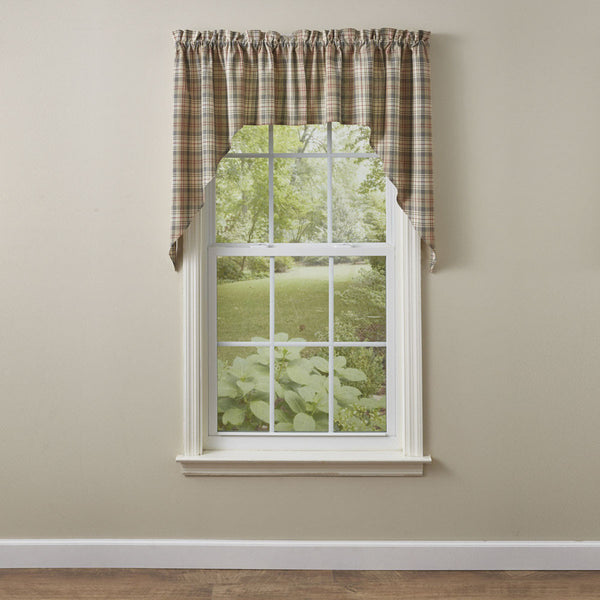 The Gentry Swags is a subtle tan and gray plaid with a hint of red and will prove to be a great accent for your windows. Colors: Sand, Tan, Walnut Gray & Barn Red