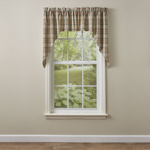 The Gentry Swags is a subtle tan and gray plaid with a hint of red and will prove to be a great accent for your windows. Colors: Sand, Tan, Walnut Gray & Barn Red