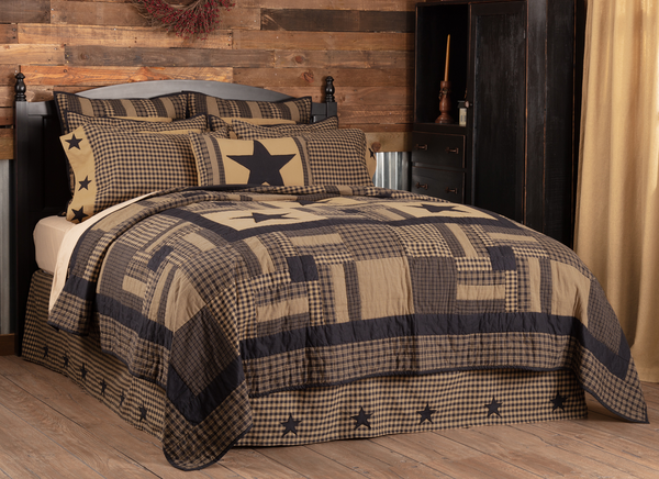 Black Star Check King Quilt 105X95, Primitive Country Farmhouse Bedding