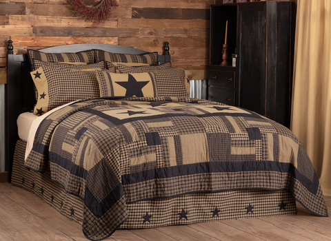Black Star Check California King Quilt 130X115, Primitive Country Farmhouse Bedding