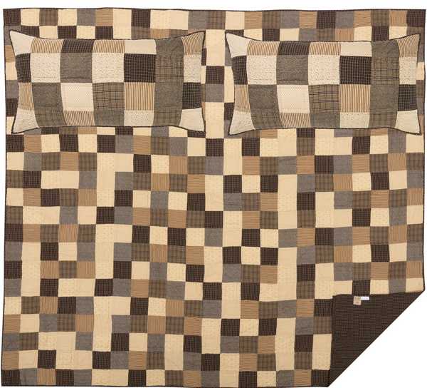 Kettle Grove King Quilt Set; 1-Quilt 110Wx97L w/2 Shams 21x37