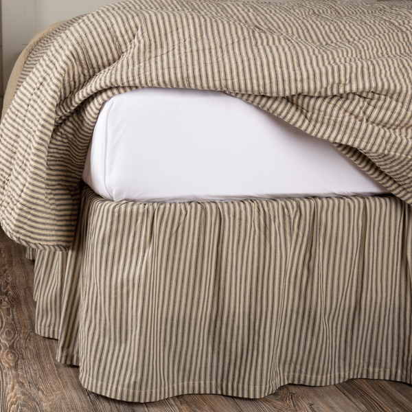 Sawyer Mill Charcoal Poultry Pillow 18x18 - On Sale - Bed Bath & Beyond -  17960603