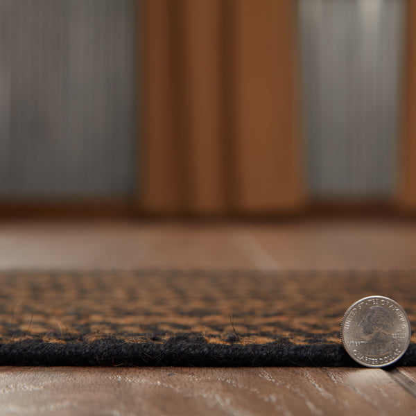 Black & Tan Jute Rug Oval 20x30