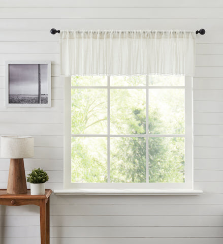 Tobacco Cloth Antique Patchwork Valance 16x90 brings a luxuriously upscale farmhouse look to your home. Lightweight antique tobacco cloth drapes your window in sheer elegance with its soft and simple texture. Visit website for FREEs/h & discount offers. Primitive Country Farmhouse Window Treatments Curtains Home Decor…