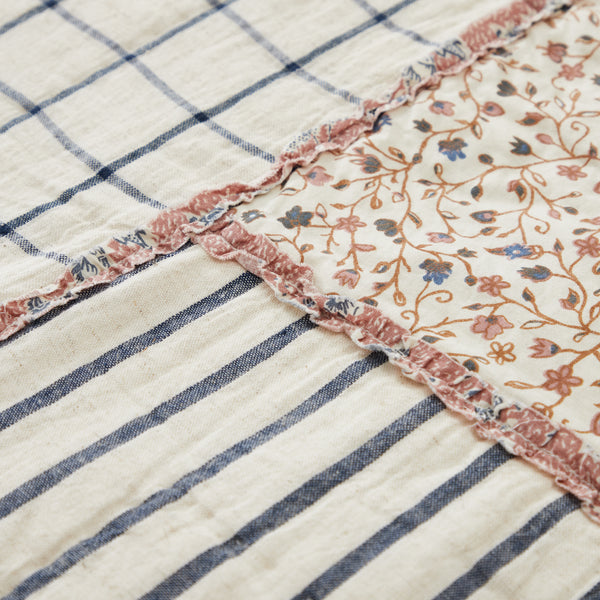 Kaila King Quilt 105Wx95L