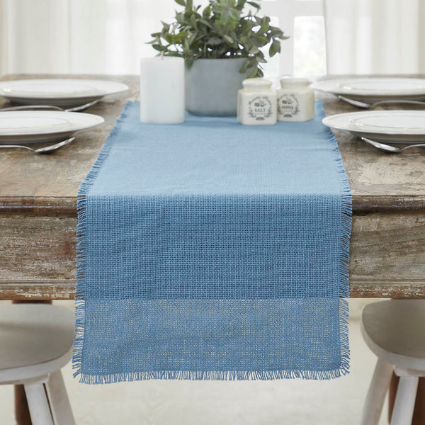 Burlap Blue Table, Runners A soft blue burlap adds a cool, coastal style with rustic texture.