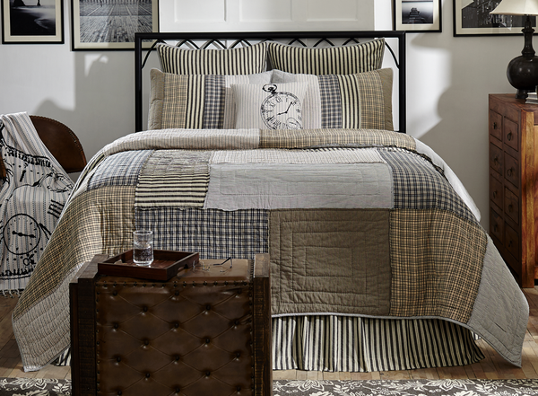 Ashmont Twin Quilt 70Wx90L, Primitive Country Farmhouse Bedding Home Decor