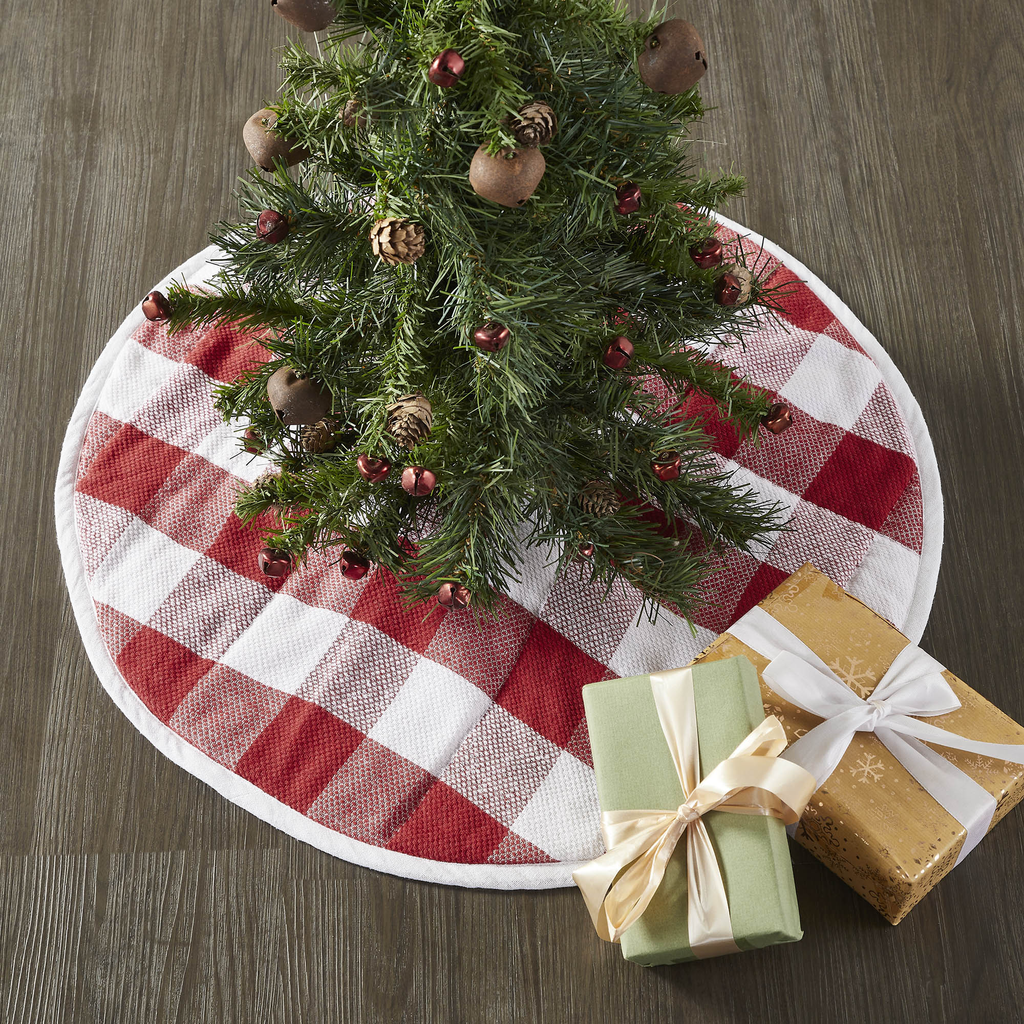 Annie Red Check Tree Skirt 24 - Allyson’s Place | Primitive Home Décor