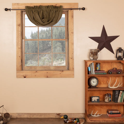 Tea Cabin Green Plaid Balloon Valance Lined offers light and dark green with creme accent plaid fabric and is lined with luxurious white cotton. Primitive Country Farmhouse Window Treatments Curtains Home Decor.