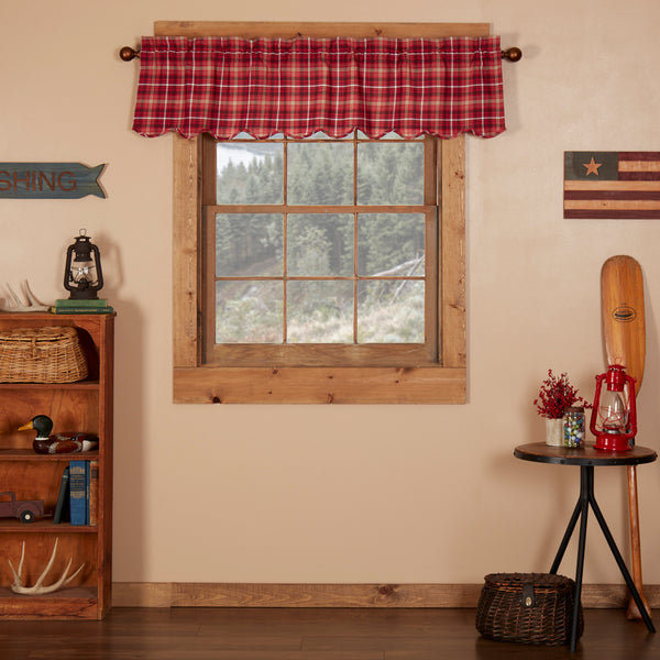 Braxton Scalloped Valance 16x60